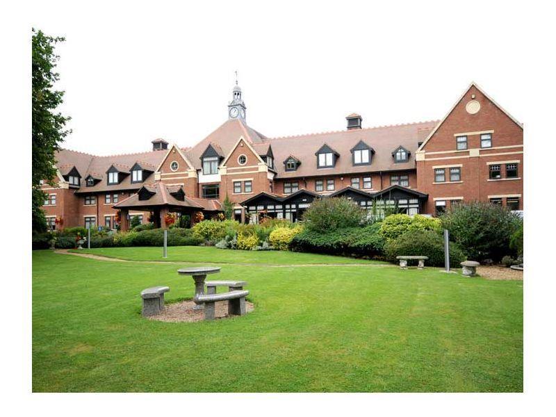 מלון Doubletree By Hilton Stratford-Upon-Avon, United Kingdom מראה חיצוני תמונה