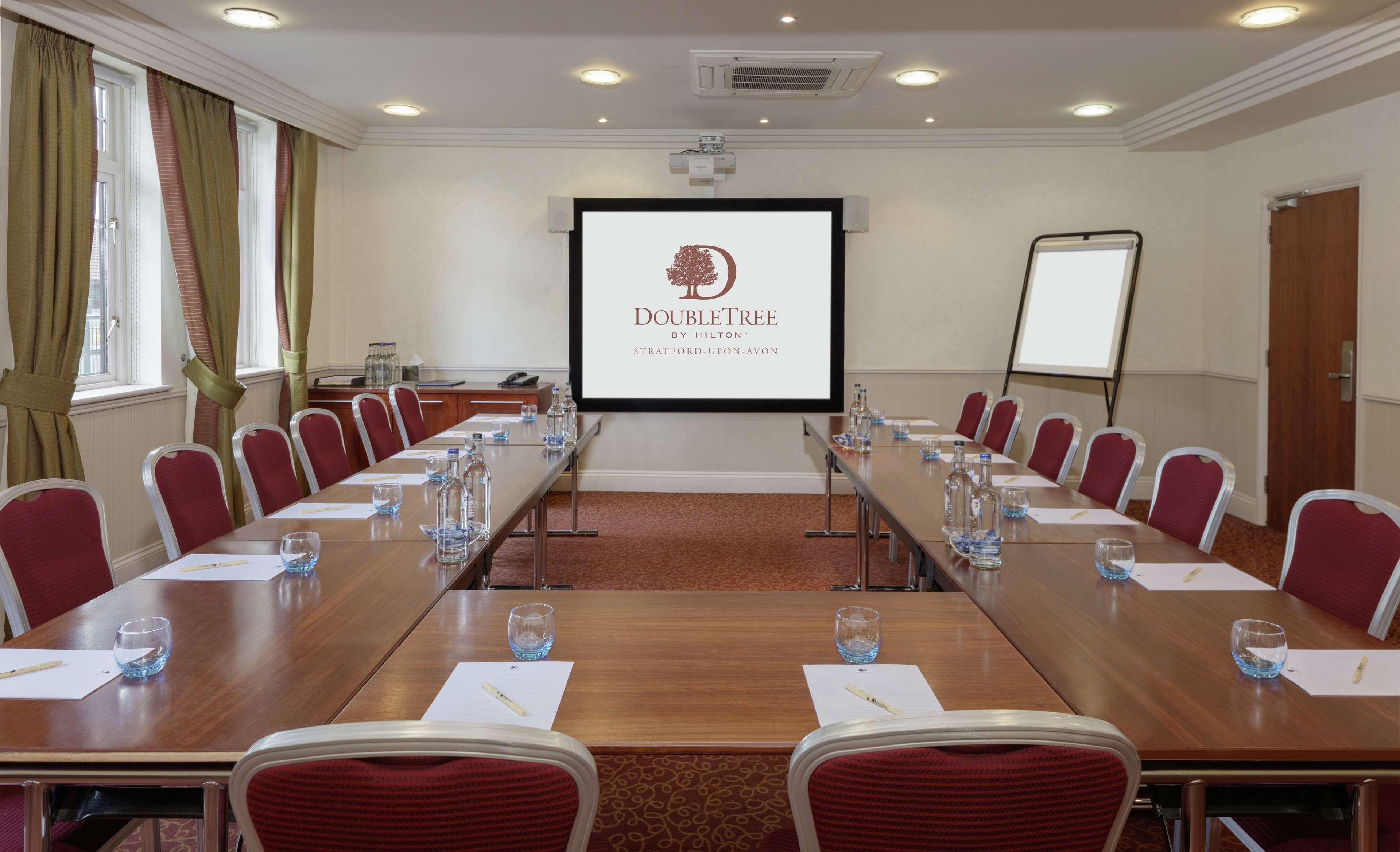 מלון Doubletree By Hilton Stratford-Upon-Avon, United Kingdom מראה חיצוני תמונה