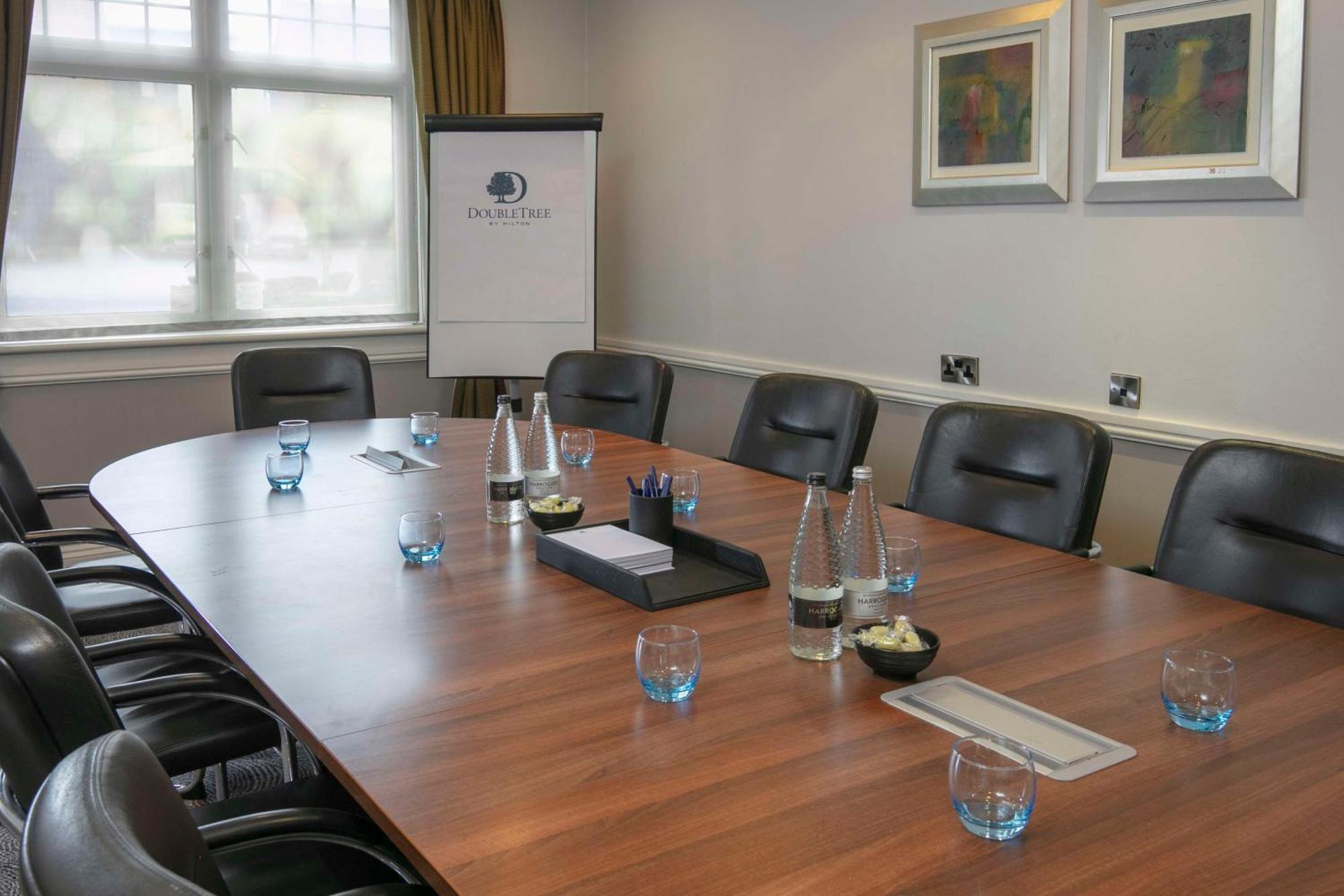 מלון Doubletree By Hilton Stratford-Upon-Avon, United Kingdom מראה חיצוני תמונה
