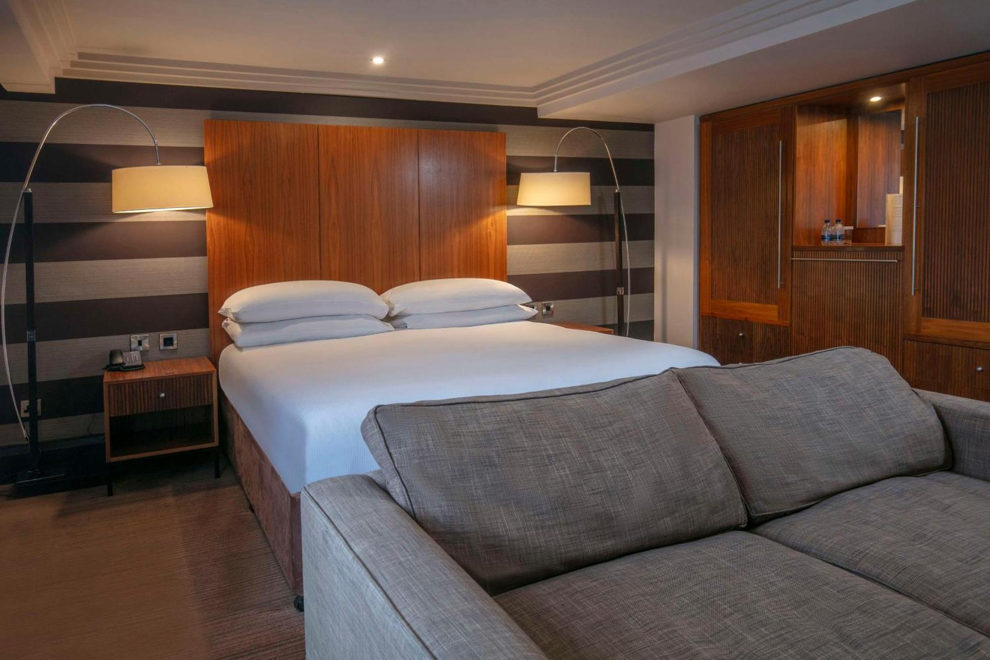 מלון Doubletree By Hilton Stratford-Upon-Avon, United Kingdom מראה חיצוני תמונה