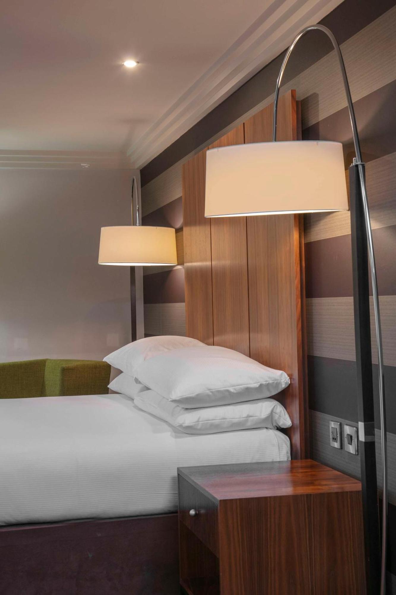 מלון Doubletree By Hilton Stratford-Upon-Avon, United Kingdom מראה חיצוני תמונה