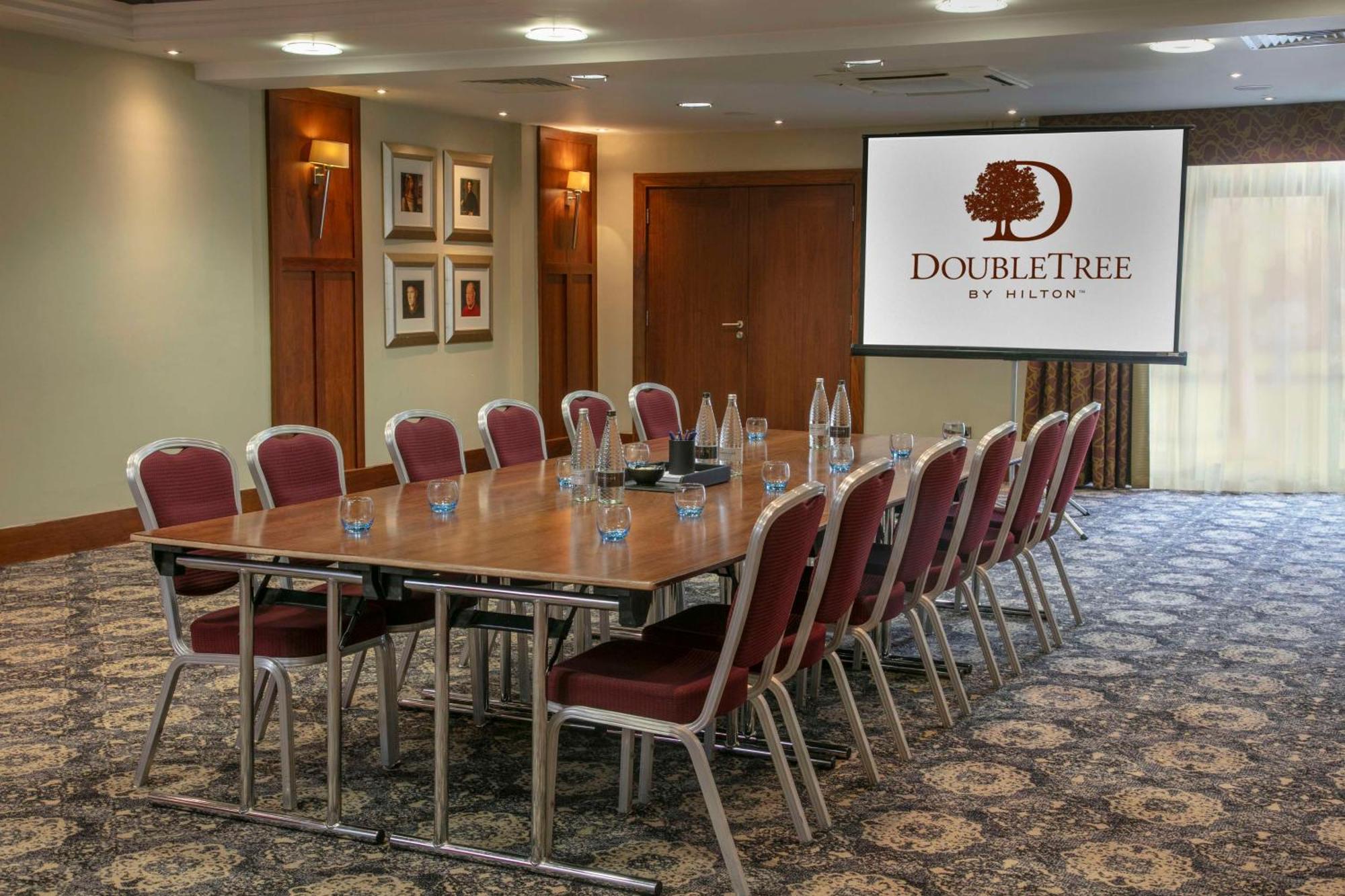 מלון Doubletree By Hilton Stratford-Upon-Avon, United Kingdom מראה חיצוני תמונה